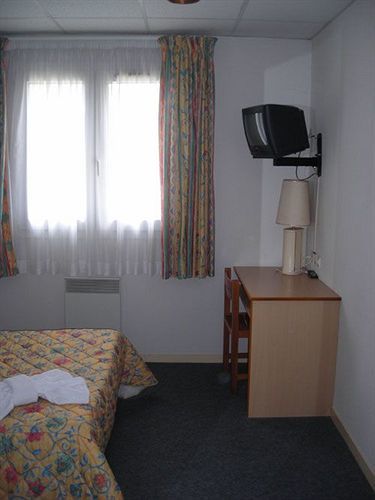 Hotel Le Pairoux Volvic Extérieur photo